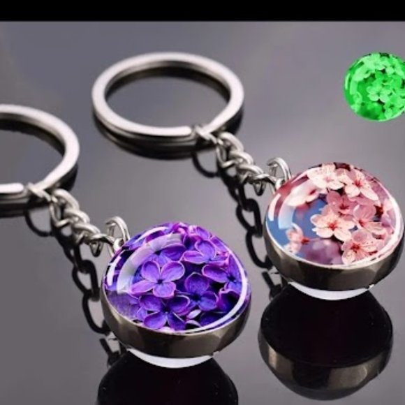 Set of 2 Luminous Flower Keychains "Lotus Cherry Blossoms" 1 Pink, 1 Purple - Picture 1 of 4